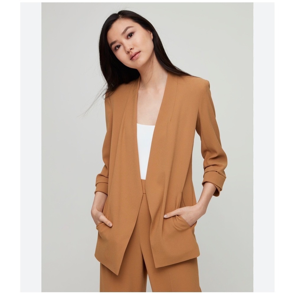 Aritzia Babaton Power Hip Blazer Camel Tan Open Front 6 Quiet Luxury Preppy